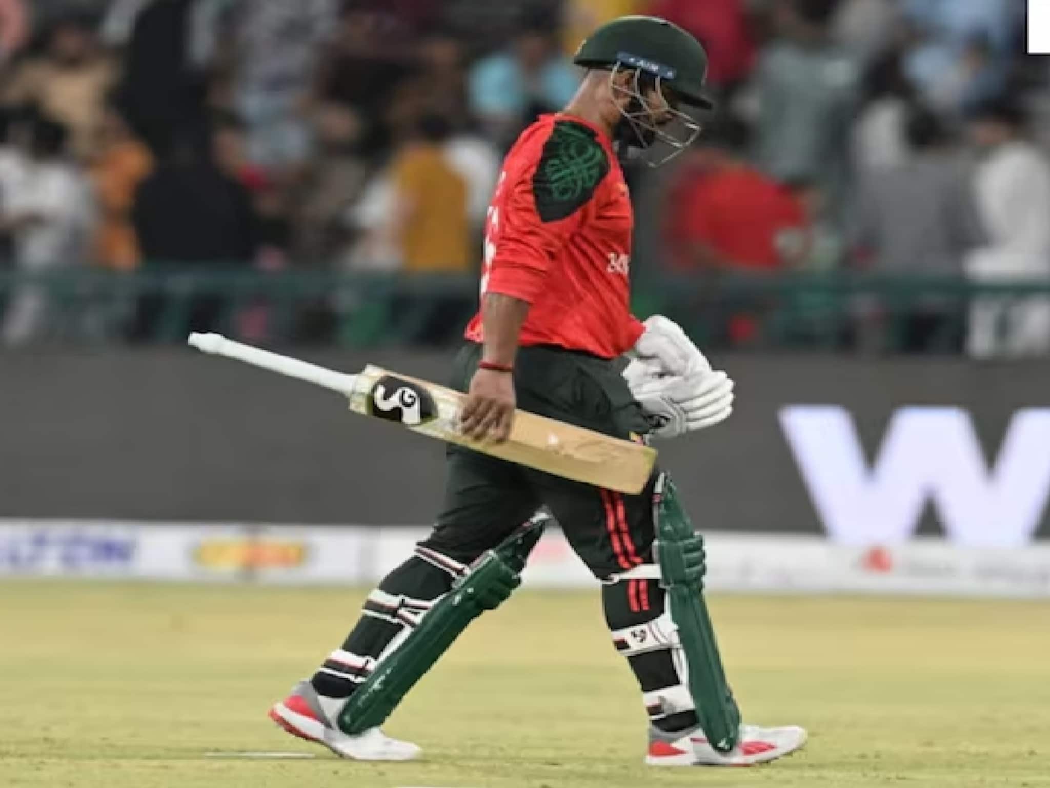 বাংলাদেশি ক্রিকেটারদের এবার পাবেন না ব্যাট ও গ্লাভস, SS থেকে SG-র চুক্তি বাতিল, কী হবে