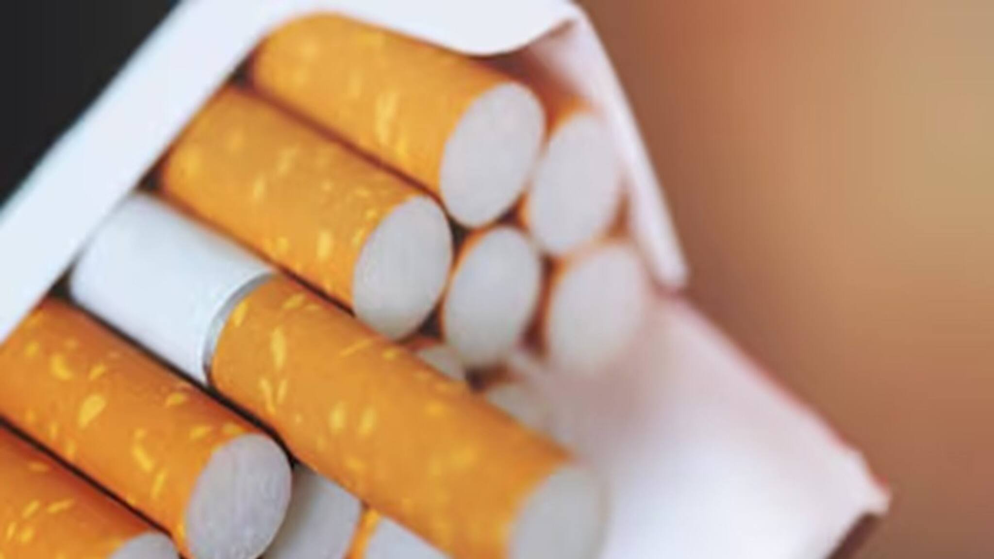 Cigarette Price: 'যত বড় সিগারেট, দাম তত বেশি!' আজ থেকেই প্রচুর দাম বাড়ছে সিগারেটের! কোন সিগারেট কত দামে এবার কিনতে হবে জানেন?