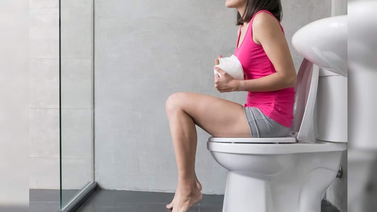 Constipation Relief: ঘণ্টার পর ঘণ্টা বাথরুমে বসলেও পেট পরিষ্কার হয় না! লাক্সেটিভ নয়, ছোট এই বীজেই সমাধান! পাবেন ম্যাজিকের মতো রেজাল্ট Constipation Relief: ঘণ্টার পর ঘণ্টা বাথরুমে বসলেও পেট পরিষ্কার হয় না! লাক্সেটিভ নয়, ছোট এই বীজেই সমাধান! পাবেন ম্যাজিকের মতো রেজাল্ট