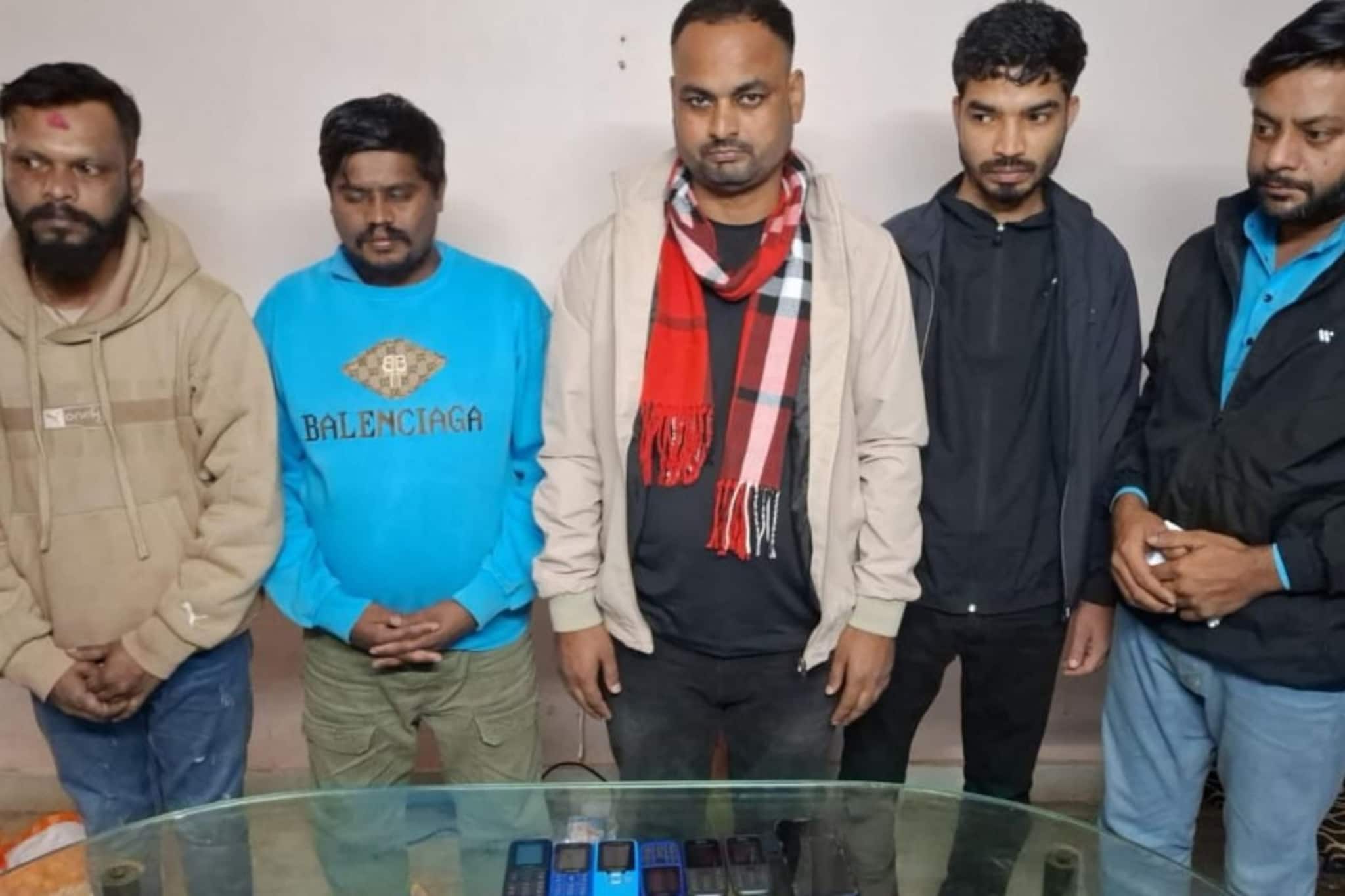 প্রধানমন্ত্রী মুদ্রা যোজনার নামে চলছিল ভয়ঙ্কর কারবার! অভিযান চালাতেই গ্রেফতার ৫ চক্রী