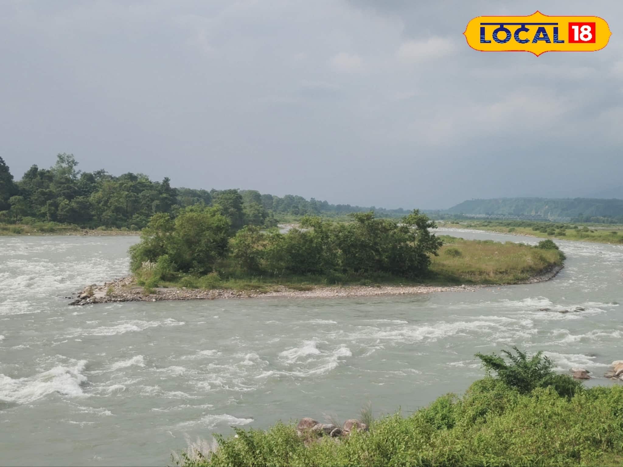 বন্ধ হয়ে গেল ডুয়ার্সের জনপ্রিয় পিকনিক স্পট!বন দফতরের বড় সিদ্ধান্তে সুরক্ষিত থাকবে অনেকেই