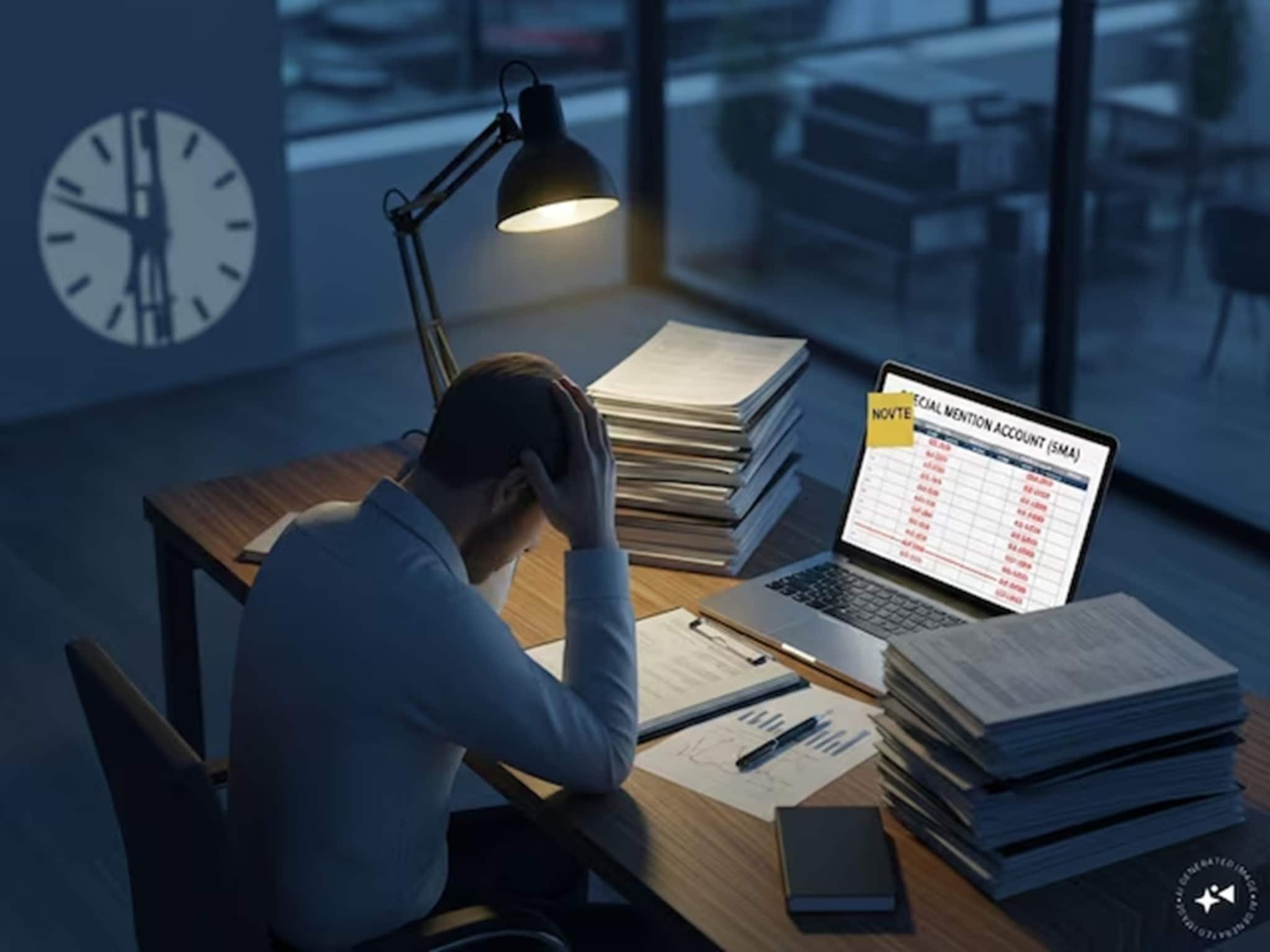 EMI মিস করেছেন? আপনার ঋণ SMA-তে পরিণত হতে পারে, এর অর্থ এখানে দেওয়া হল