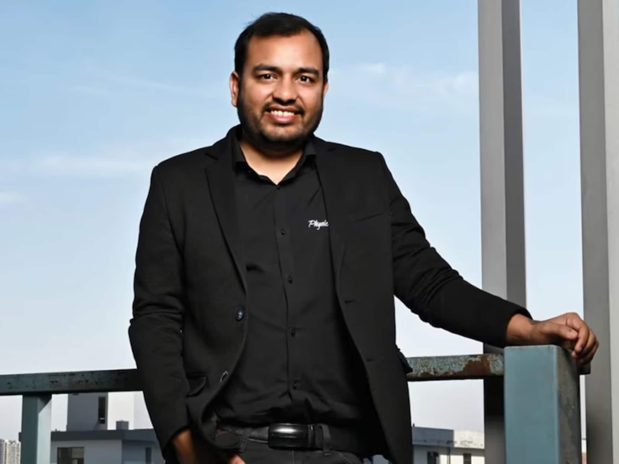 কুঁড়েঘরে টিউশন পড়িয়ে শুরু, আজ হাজার কোটি টাকার মালিক! দেশের সবচেয়ে 'ধনী' শিক্ষক তিনিই!