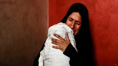 কী হচ্ছে গাজায়?