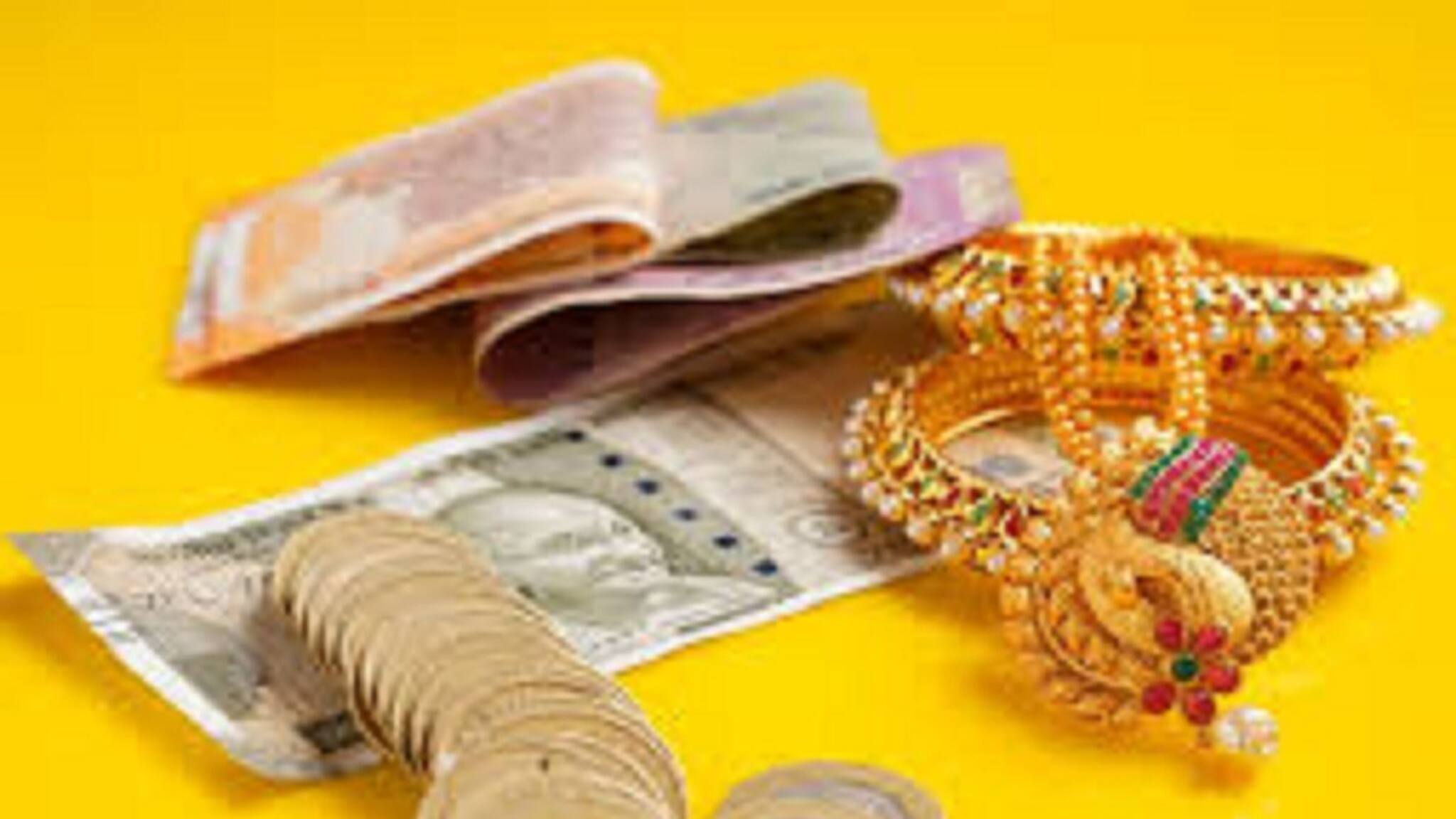 ETF Investment Tips: সোনা-রূপোর ETF আকাশছোঁয়া! এখনই বিক্রি নাকি ধরে রাখাই লাভজনক?