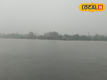 উধাও কনকনে ঠান্ডা, হুগলিতে ভোরের দিকে গঙ্গার বুকে হালকা কুয়াশা, কী বলছে আবহাওয়া দফতর