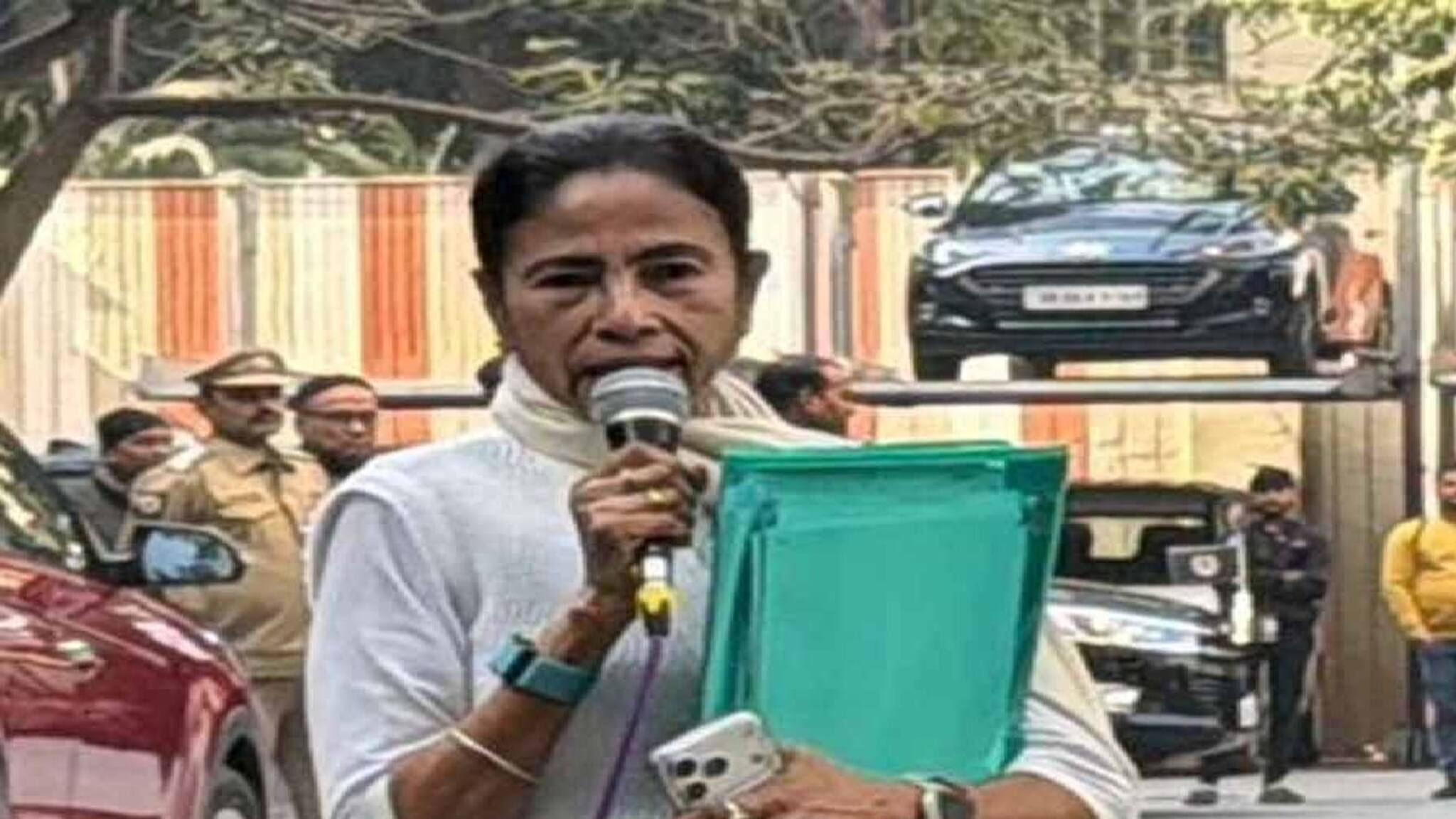 IPAC ED Raid: প্রতীক জৈনের প্রতিবেশীদের জিজ্ঞাসাবাদ পুলিশের, কী পরিস্থিতি ছিল সেদিন?