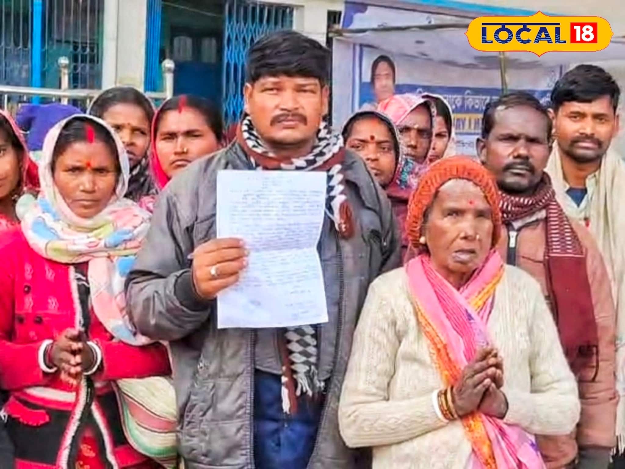 কনকনে শীতে মাথার ওপর শুধু ত্রিপল, পাঁচ মাসেও মেলেনি ঘর! বাঁধেই রাত কাটছে শিশুদের