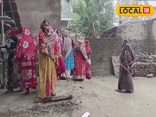 মমিনপুরে যুগলের মৃত্যু