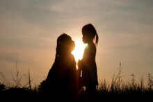 Mother and Daughter: নিজের তিন বছরের সন্তানকে এ কি করলেন মা! রানাঘাটে চাঞ্চল্য