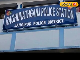 রঘুনাথগঞ্জে বিদ্যুৎস্পৃষ্ট হয়ে মৃত্যু ছেলের 