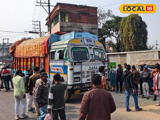 ঘাতক লরি