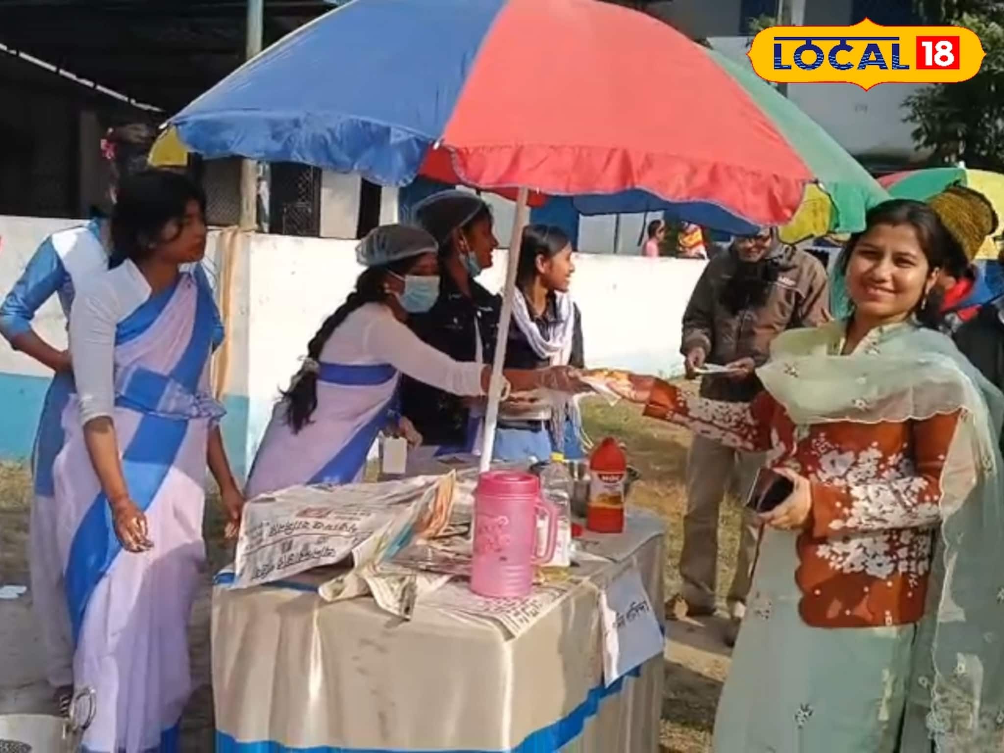 চিলি চিকেন, মোগলাই, ফুচকা...লম্বা-চওড়া মেনু!পড়ুয়াদের এলাহি আয়োজনে রেস্তোরাঁর চেহারায় স্কুল