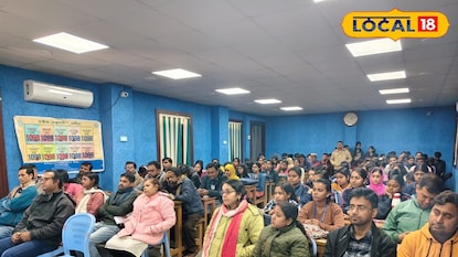 সমাজকে নেশা মুক্ত করতে দায়িত্ব নিল কলেজ পড়ুয়ারা সমাজকে নেশা মুক্ত করতে দায়িত্ব নিল কলেজ পড়ুয়ারা