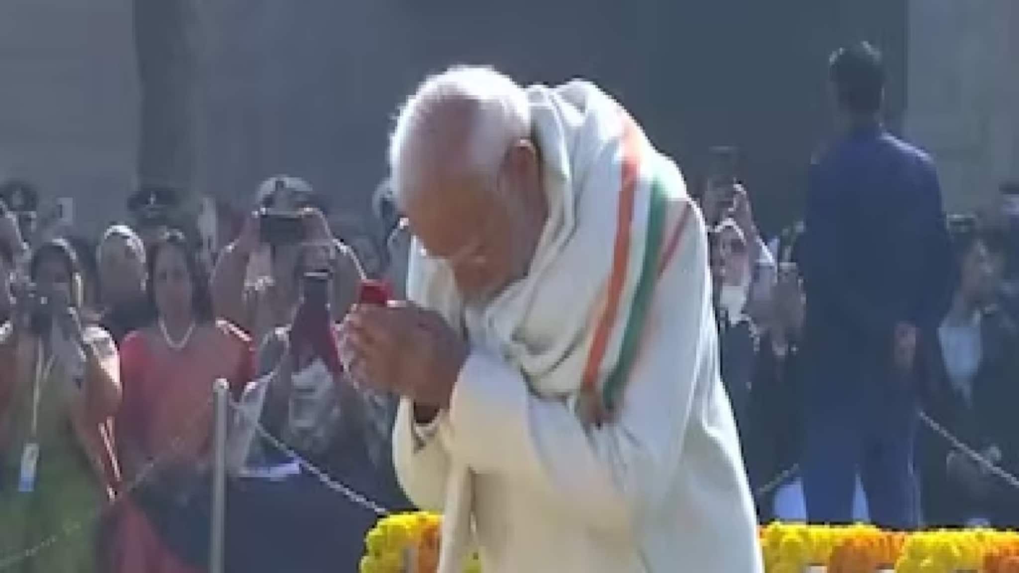 ৭৮তম মৃত্যুবার্ষিকীতে রাজঘাটে মহাত্মা গান্ধিকে শ্রদ্ধা জ্ঞাপন প্রধানমন্ত্রী নরেন্দ্র মোদির! কী বললেন?