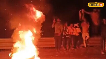 স্থানীয়ের ক্ষোভ। স্থানীয়ের ক্ষোভ।