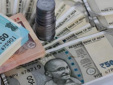 শনিবার ব্যাঙ্ক খোলা না বন্ধ? জানুয়ারি মাসের পুরো ছুটির তালিকা জেনে নিন