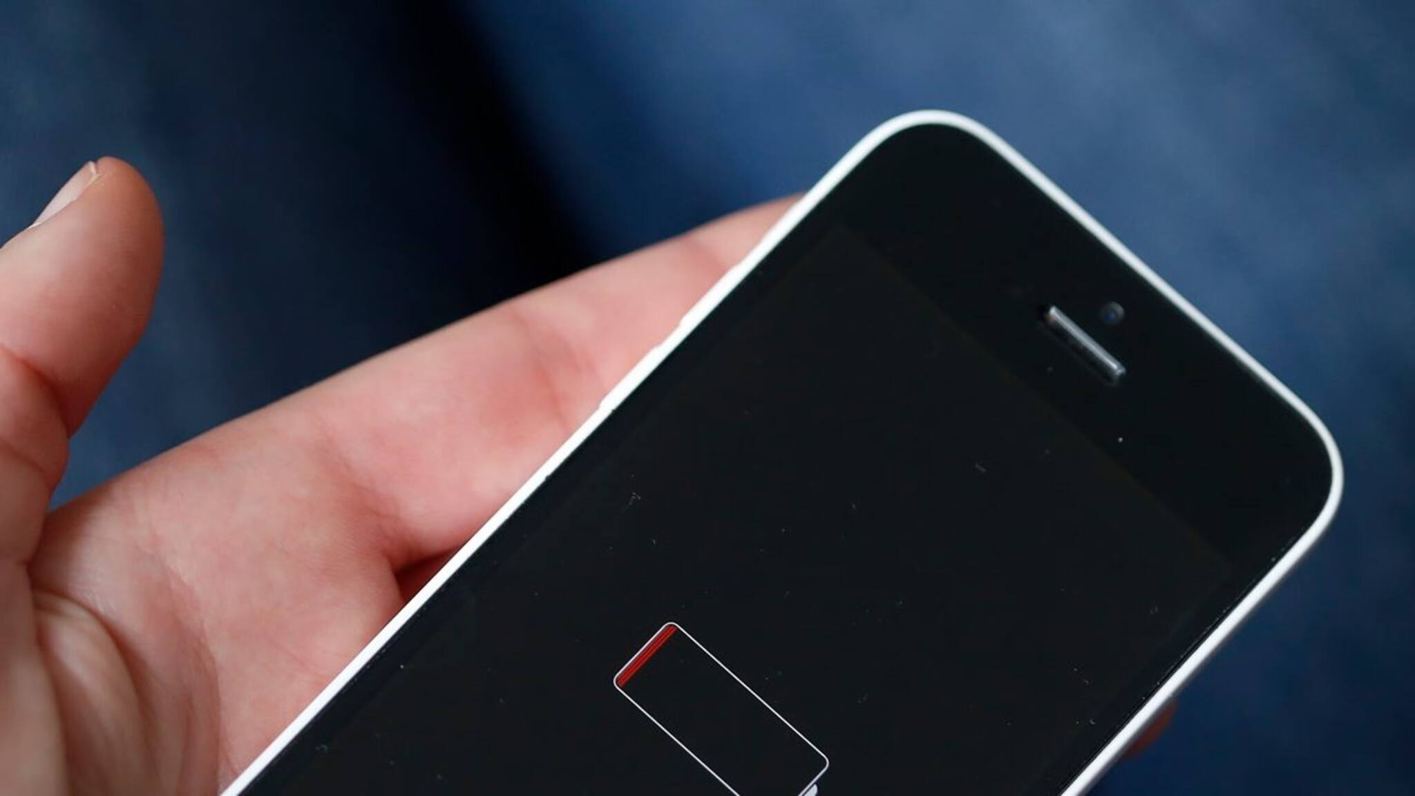 Mobile Charging: এই ছিল ১০০%, হয়ে গেল ৫০%! মোবাইলের চার্জ দ্রুত শেষ হচ্ছে? এই সমস্যা হচ্ছে না তো?