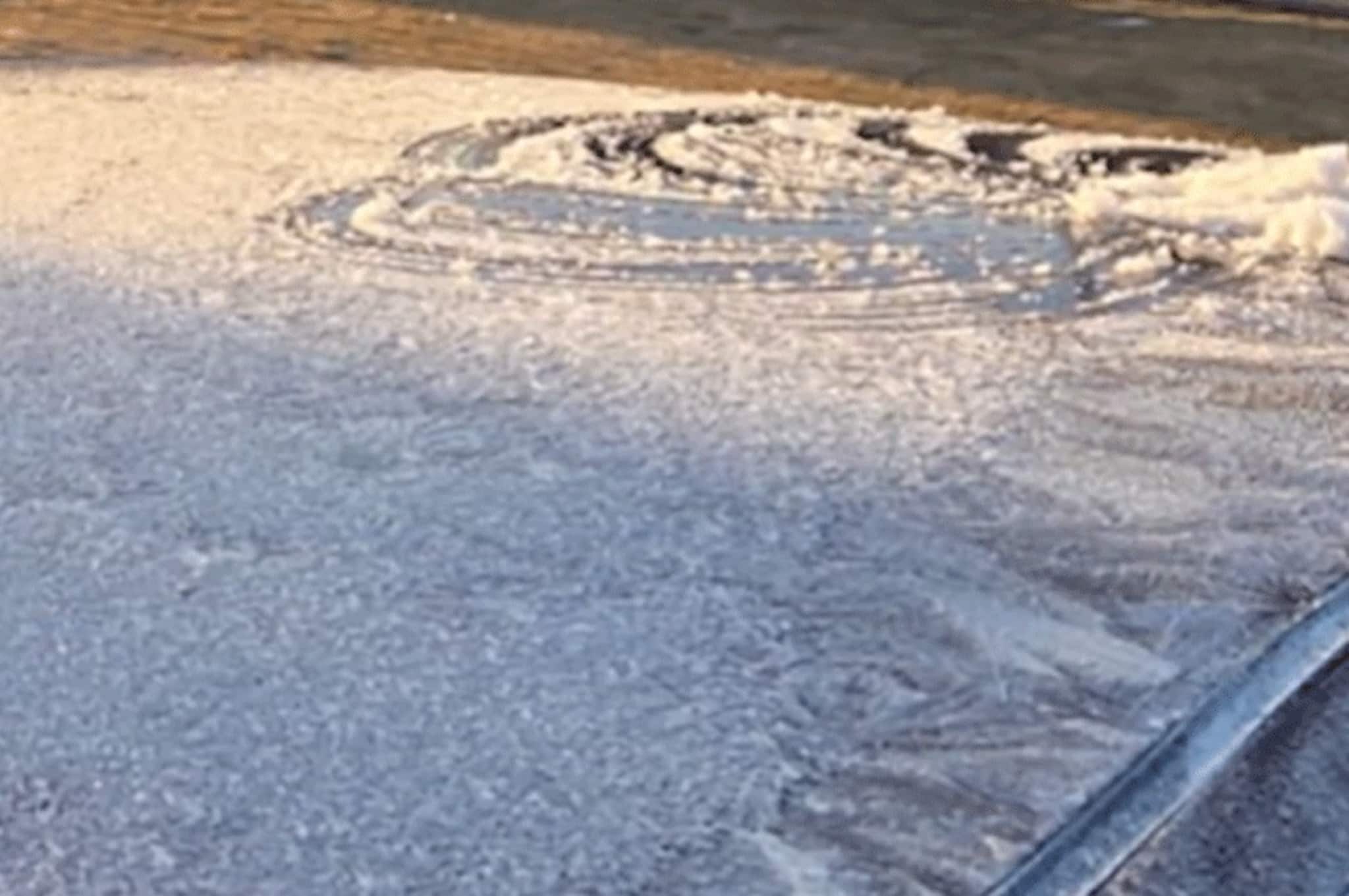 Purulia Ice: শীতের ভোরে পুরুলিয়ায় নাকি দার্জিলিং? চারিদিকে বরফ? দেখলে চমকে উঠবেন Purulia Ice: শীতের ভোরে পুরুলিয়ায় নাকি দার্জিলিং? চারিদিকে বরফ? দেখলে চমকে উঠবেন