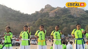 মেয়েদের