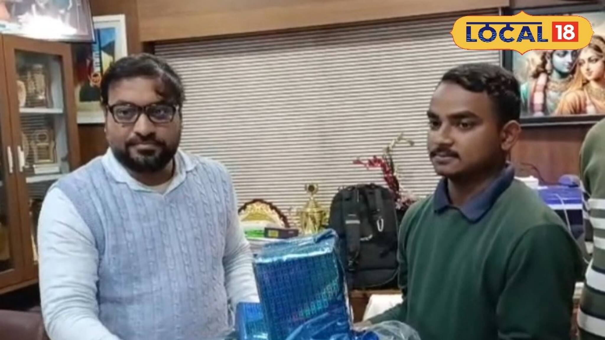 Inspirational Story: বাবা চালান চায়ের দোকান, ছেলে ‘বিকশিত ভারত ইয়ং লিডার্স ডায়ালগস’-এ দিল্লিতে! জলপাইগুড়ির যুবকের সাফল্য অনুপ্রাণিত করছে অন্যদেরও