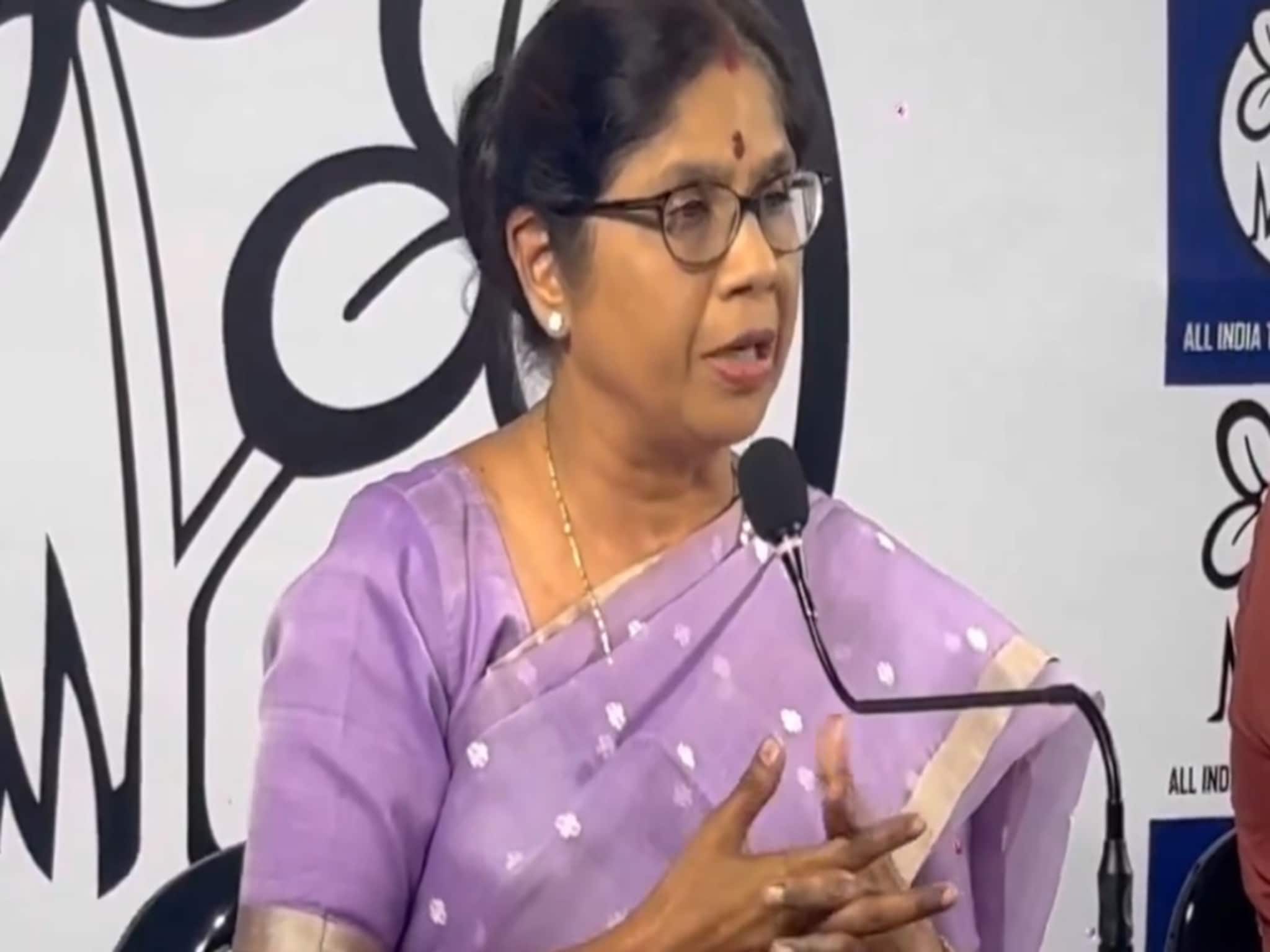 SIR শুনানিতে ডাক রাজ্যের মন্ত্রী শশী পাঁজাকে... দেখুন ভিডিও