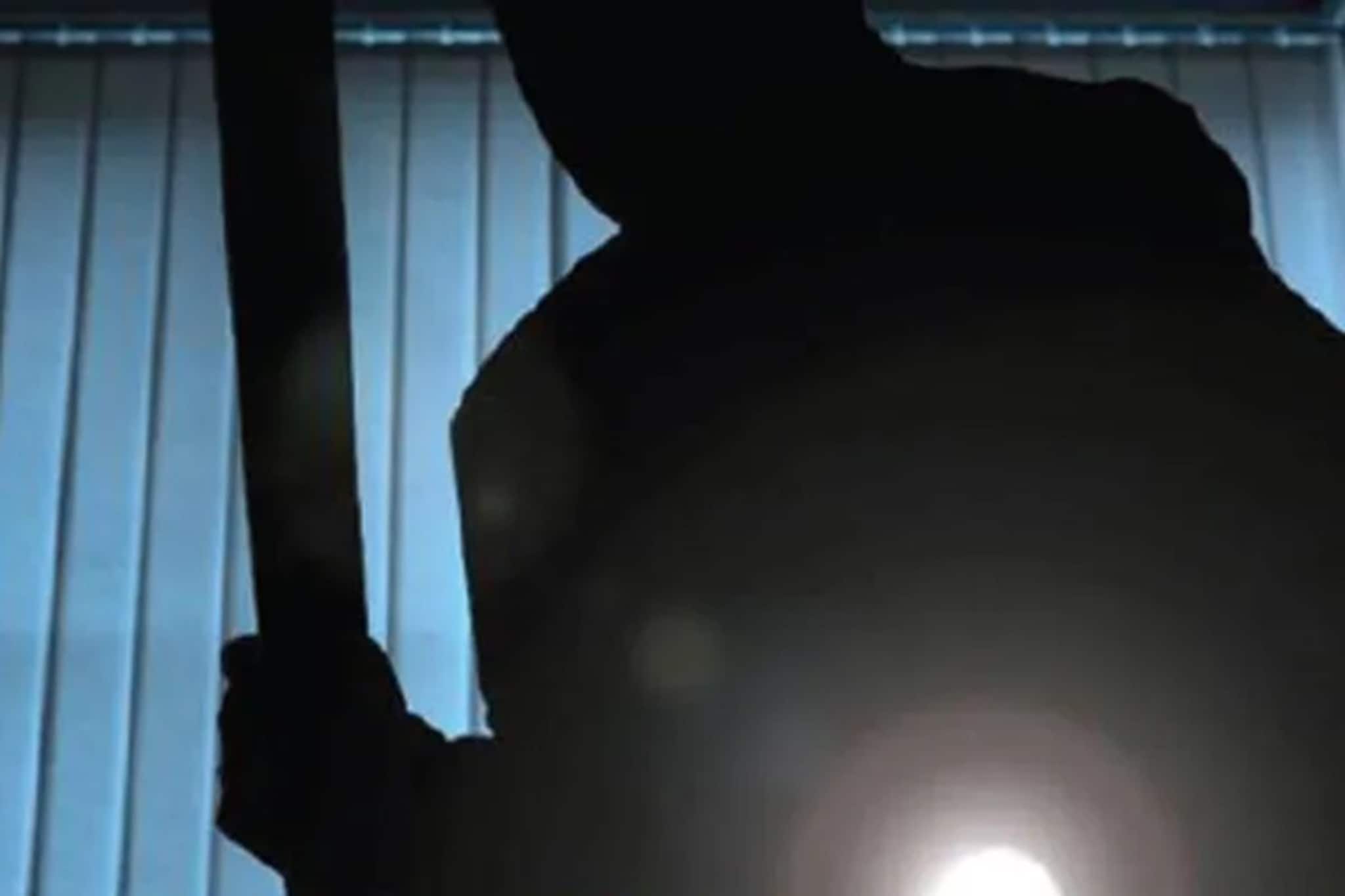 মহেশতলার স্কুলে ব্যাপক হারে চুরি, অবশেষে পুলিশের জালে 'ইমানদার' চোর! পরিচয় শুনে চমকে উঠবেন মহেশতলার স্কুলে ব্যাপক হারে চুরি, অবশেষে পুলিশের জালে 'ইমানদার' চোর! পরিচয় শুনে চমকে উঠবেন