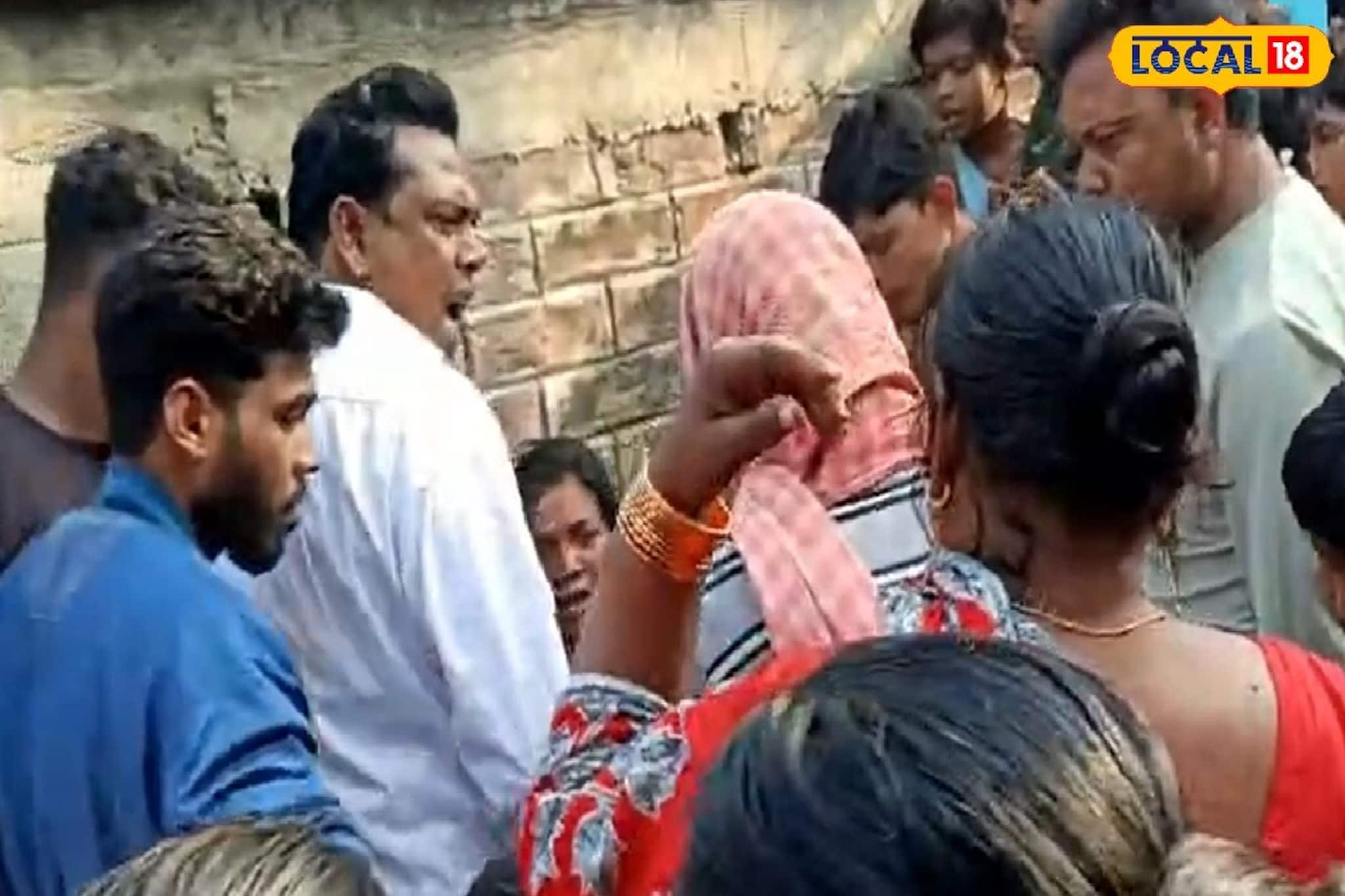 বছর দুয়েকের শিশু নিয়ে পালাতে গিয়ে হাতেনাতে ধরা, মহিলাকে উত্তম-মধ্যম দিল স্থানীয়রা