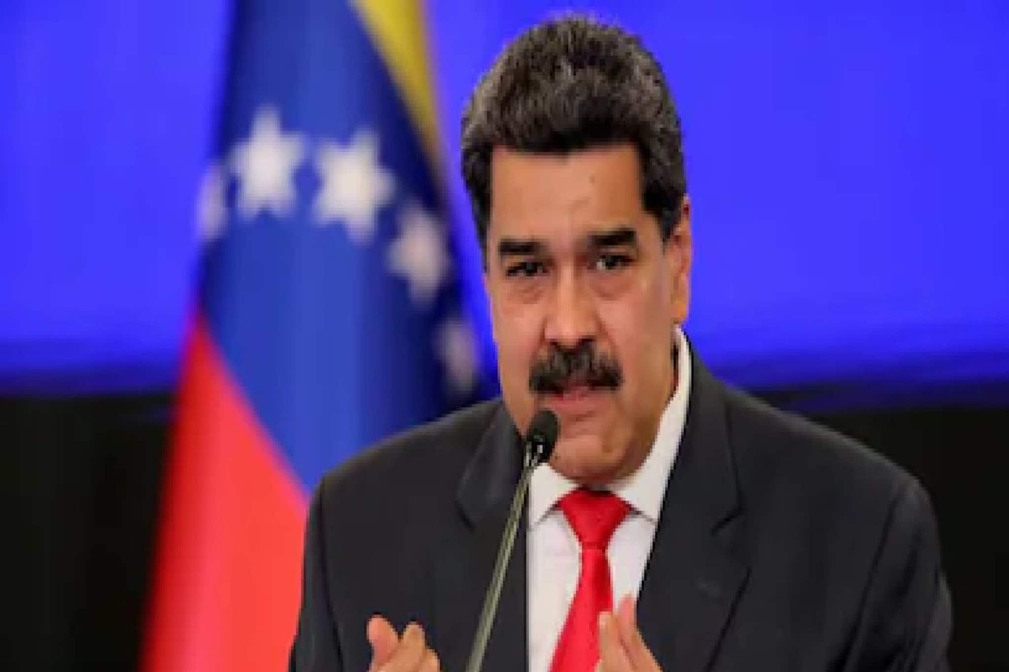 'ঠিক যেন টিভি শো!' শোয়ার ঘর থেকে মাদুরো ও তাঁর স্ত্রীকে তুলে এনে বললেন ট্রাম্প!