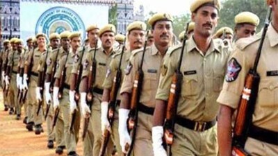 রাজ্য পুলিশের শীর্ষস্তরে রদবদল! নতুন দায়িত্বে বদলি করা হল ২৩ আইপিএস এবং ৩ ডব্লিউবিপিএস আধিকারিককে  