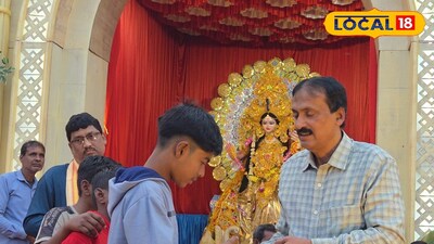 বই দান সুজিত চক্রবর্তীর