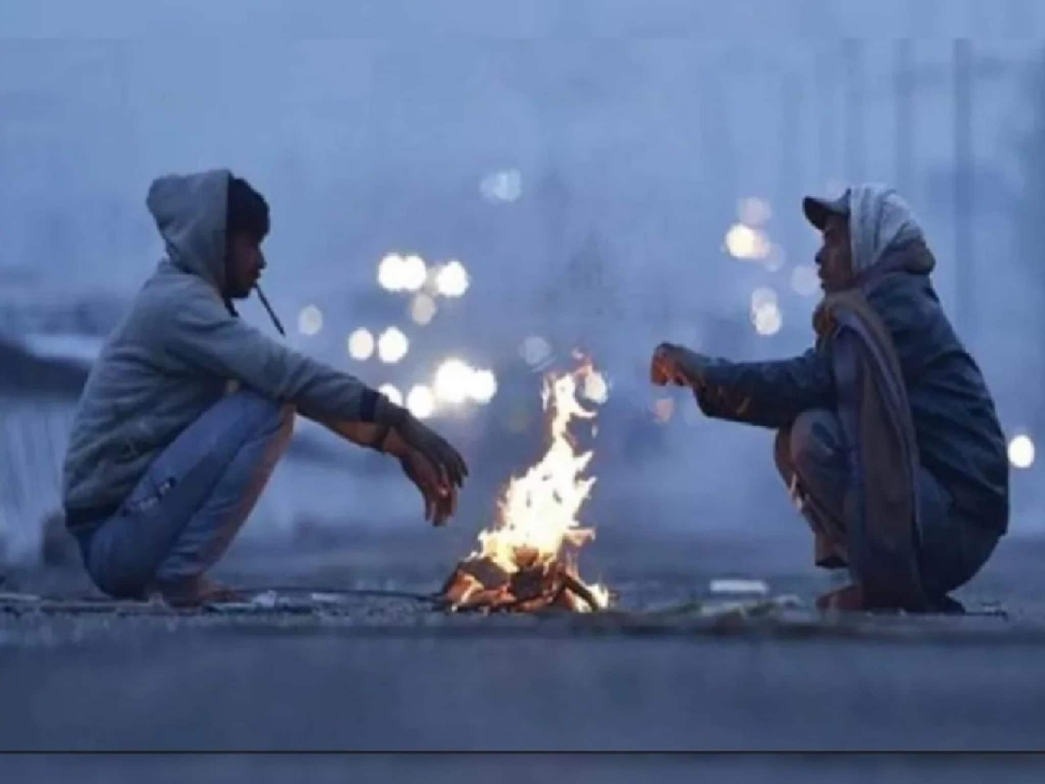 শীত নয় বসন্তেই জাঁকিয়ে গরম বাংলায়, জানুন আবহাওয়ার আপডেট শীত নয় বসন্তেই জাঁকিয়ে গরম বাংলায়, জানুন আবহাওয়ার আপডেট