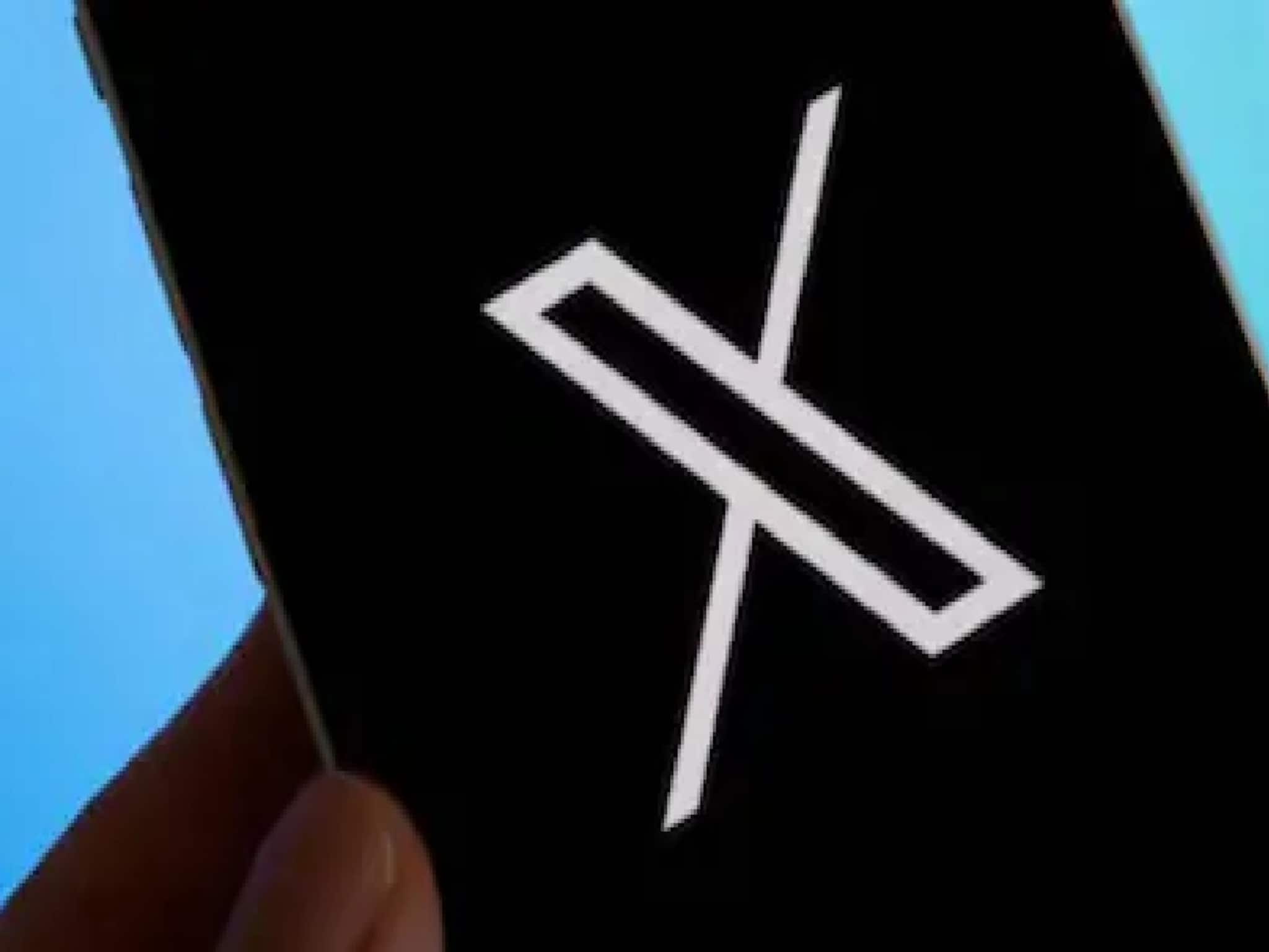 ছড়িয়ে পড়ছিল অশ্লীল ছবি! 'গ্রক' বিতর্কে ভুল স্বীকার X-এর! সরানো হল ৬০০-র বেশি অ্যাকাউন্ট