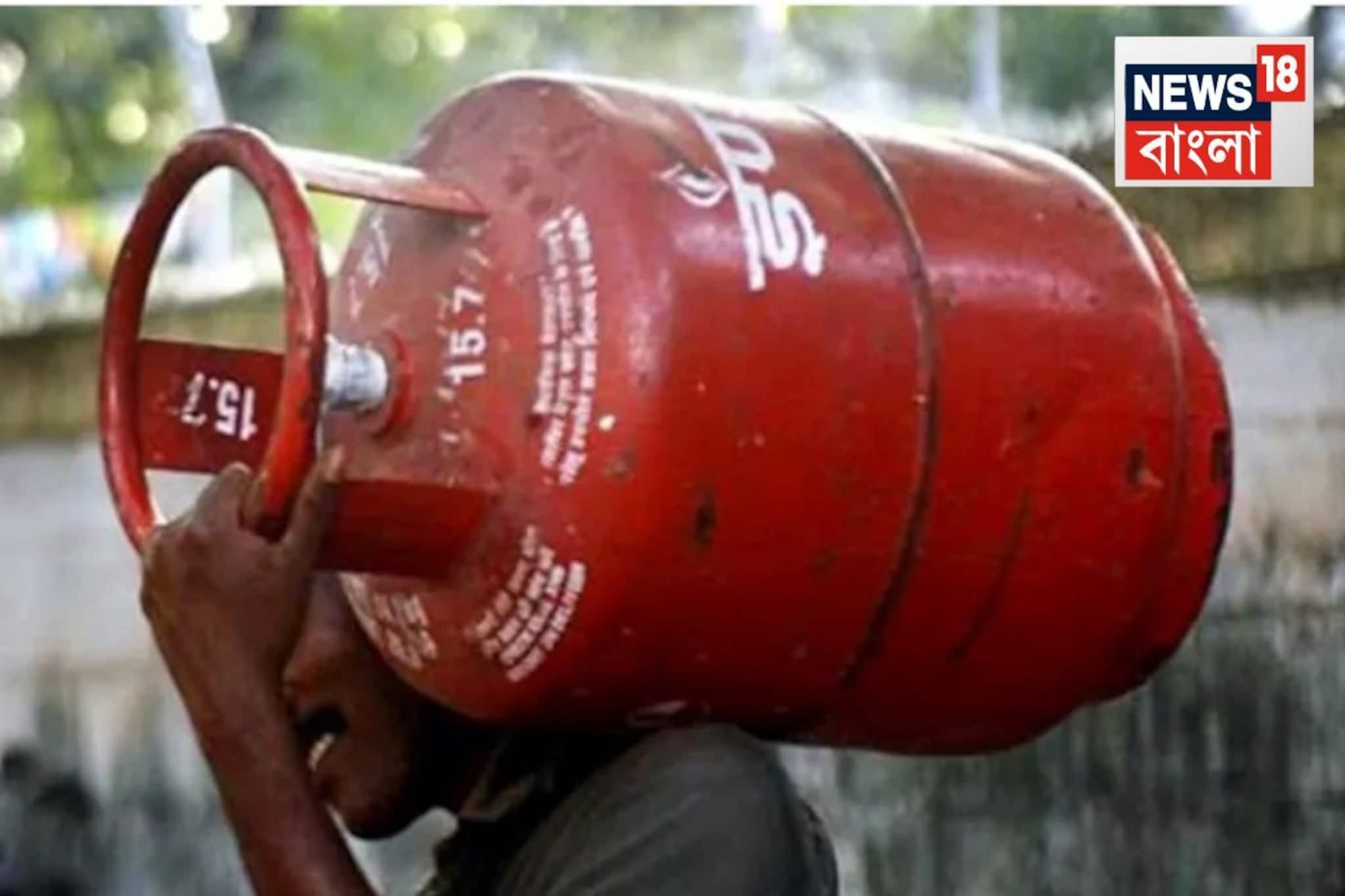 নতুন বছরেই ধাক্কা! ১১১ টাকা বেড়ে গেল LPG সিলিন্ডারের দাম, কত হল কলকাতায়?
