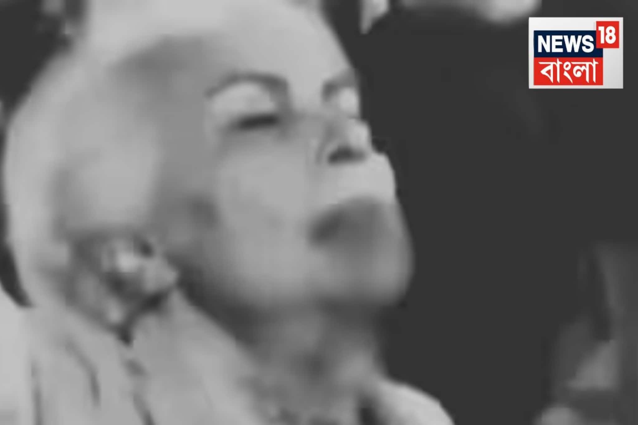 মুখ দিয়ে গল গল করে ঝরছে রক্ত! গণবিক্ষোভের ‘মুখ’ এখন এই বৃদ্ধা, আগুন জ্বলছে ইরানে