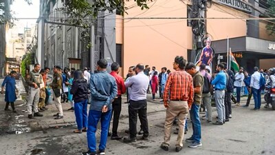 অফিস পাড়ায় আতঙ্কের ছাপ