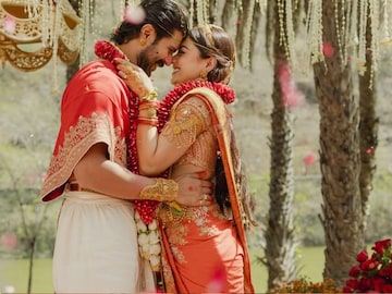 খোলা লন, ফরাসি স্টাইল জানালা, কী নেই! এই বাড়িতেই প্রবেশ করবেন রশ্মিকা, বিজয়ের বাংলো দেখুন খোলা লন, ফরাসি স্টাইল জানালা, কী নেই! এই বাড়িতেই প্রবেশ করবেন রশ্মিকা, বিজয়ের বাংলো দেখুন