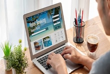 Online Hotel Booking: রমরমিয়ে প্রতারণার ফাঁদ, অনলাইনে হোটেল বুক করার আগে যে ৮ বিষয় খতিয়ে দেখতেই হবে, নইলে ব্যাঙ্ক অ্যাকাউন্ট সেকেন্ডে ফাঁকা