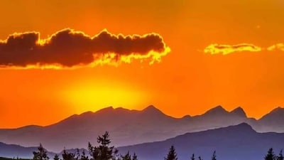 ভারতের কোথায় প্রথম সূর্যোদয় হয়? কোন অঞ্চল প্রথম সূর্যরশ্মির স্পর্শ পায়?