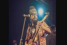 Arkadeep Misra: স্টেজে গান গাইতে গিয়ে অর্কদীপকে ছোড়া হল জুতো! প্রতিবাদের নতুন 'ভাষা' তুলে ধরলেন সারেগামাপা জয়ী গায়ক