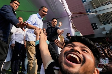 ‘লক্ষ্মীর ভাণ্ডারে’র মতো মাসে মাসে..! মমতার মডেলেই ম্যাজিক তারেকের ‘লক্ষ্মীর ভাণ্ডারে’র মতো মাসে মাসে..! মমতার মডেলেই ম্যাজিক তারেকের