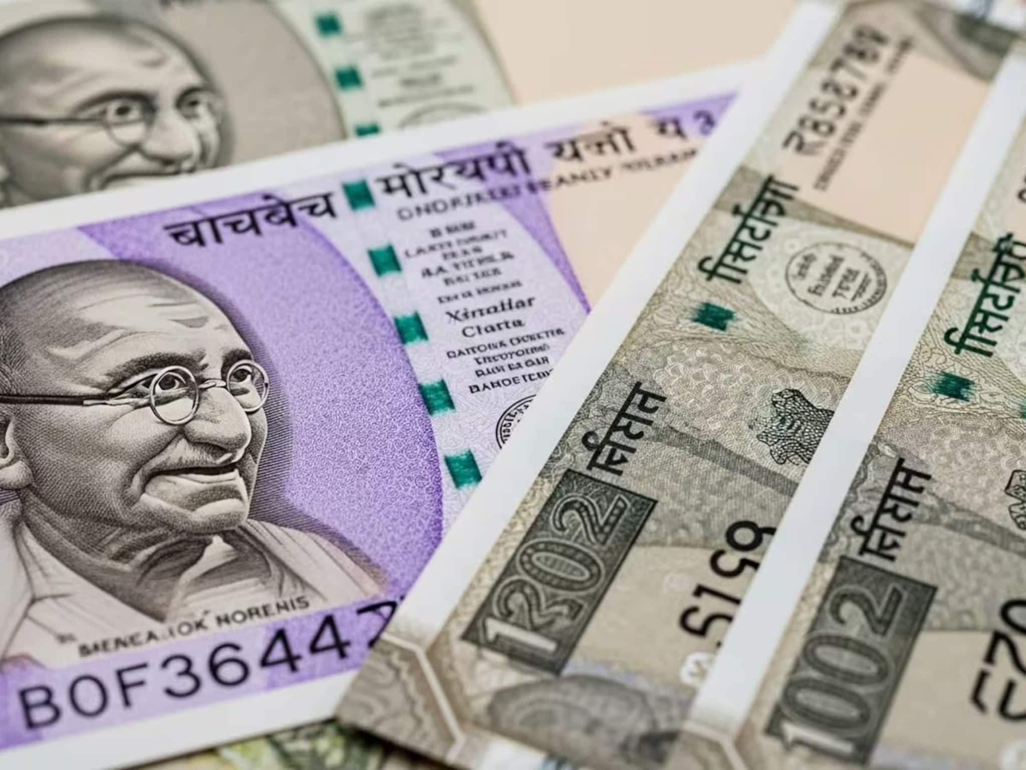 ১০০ এবং ২০০ টাকার নোটে থাকা রেখাগুলোর অর্থ কী? জেনে রাখলে নকল নোটের চক্করে পড়তে হবে না