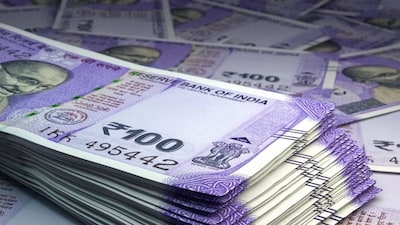 SIP बनाम PPF: 15 साल में कौन सा निवेश बनाएगा अधिक धन?