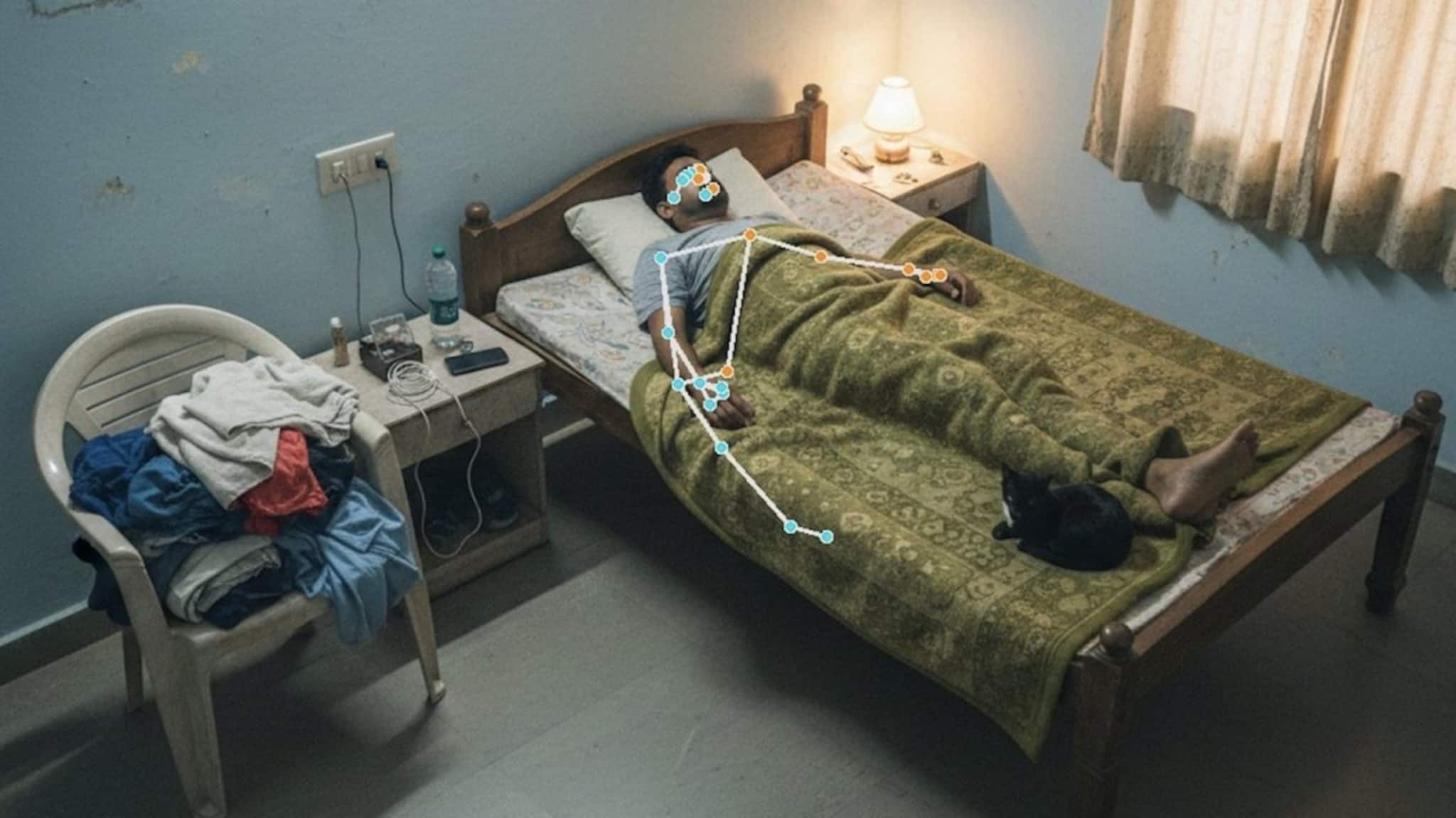 এই ঠান্ডা, এই গরমে নাজেহাল হওয়ার দিন শেষ! শরীরের ভঙ্গি ফ্যান চালু বা বন্ধ আপনাআপনি, বেঙ্গালুরুর ইঞ্জিনিয়ারের কামাল