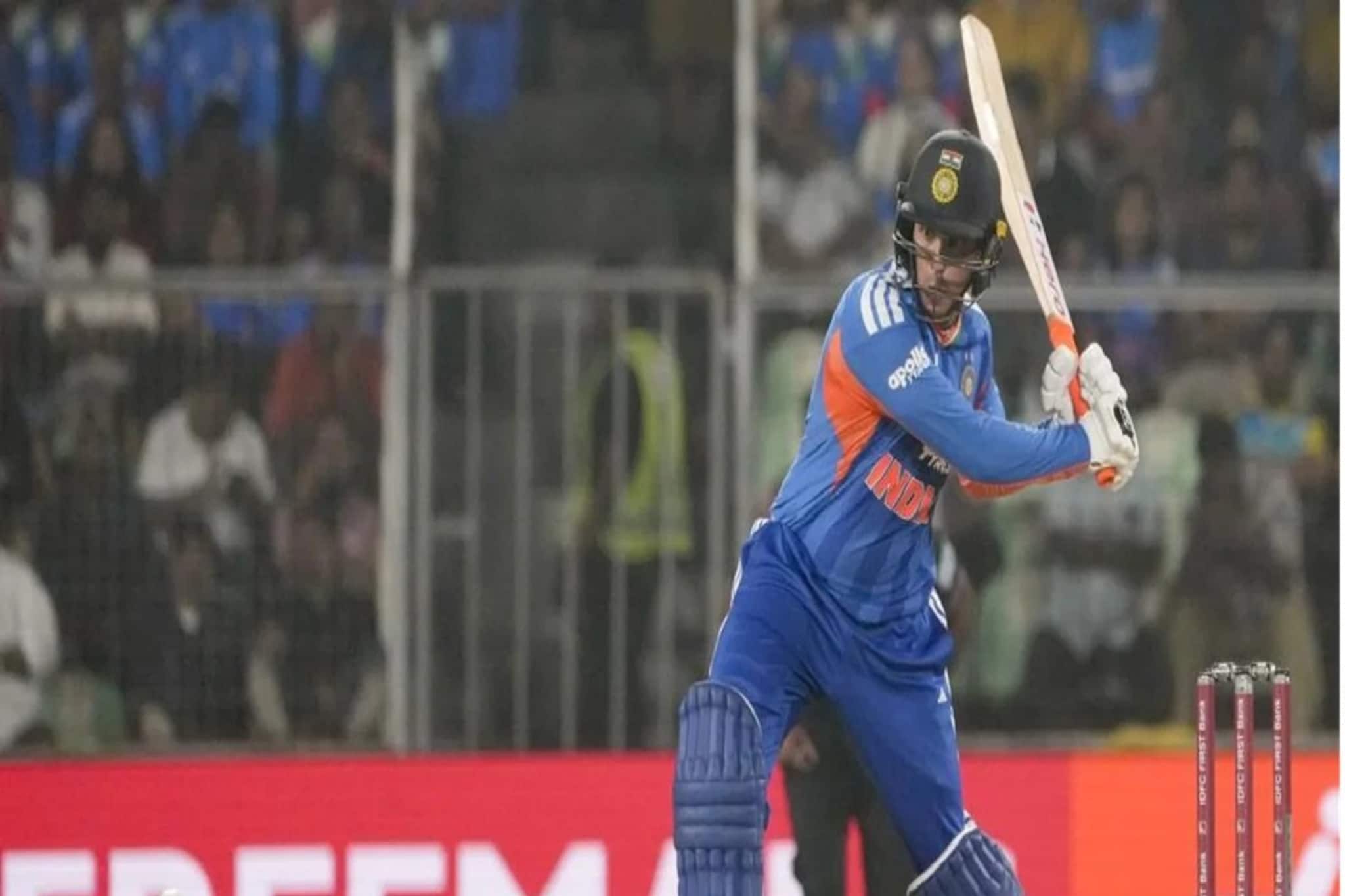 পাকিস্তান ম্যাচে অর্শদীপ-অভিষেক দু'জনের কে যে খেলতে পারবেন জানা নেই, তবু মজার ভিডিও শেয়ার