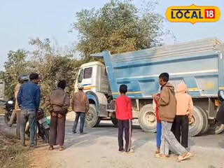 ঘটনাস্থলে চাঞ্চল্য