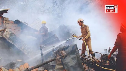আনন্দপুরের অগ্নিকাণ্ড৷ আনন্দপুরের অগ্নিকাণ্ড৷