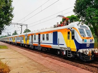 আসানসোল থেকে চালু নতুন মেমু লোকাল৷ 