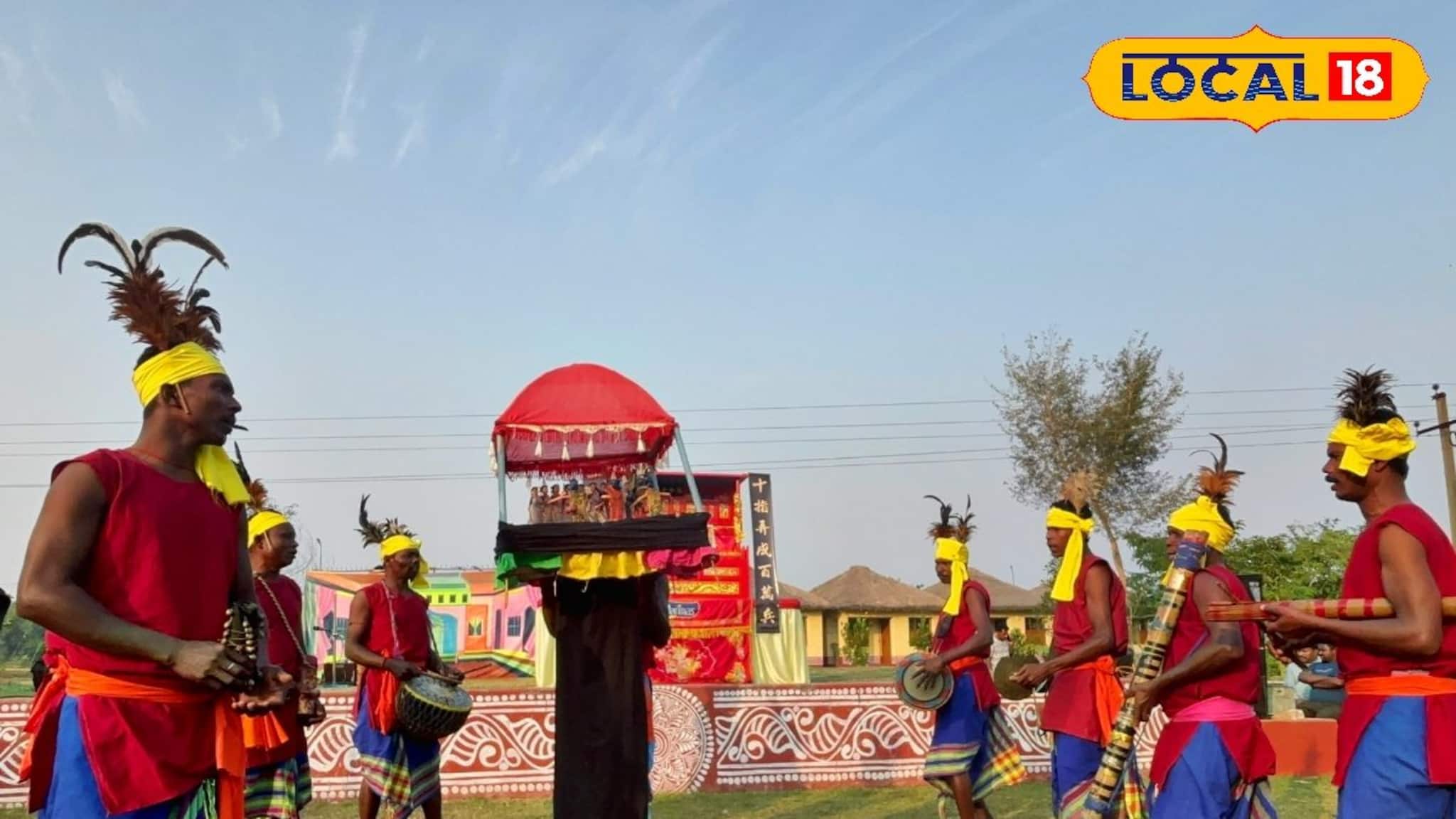 East Bardhaman News: গ্রাম বাংলার ঐতিহ্যবাহী পুতুলনাচ 'চদর বদর'! ধামসা-মাদলের সুরে জমে আসর, এখনও বহু মানুষ দেখেনি বিলুপ্তপ্রায় লোকশিল্প