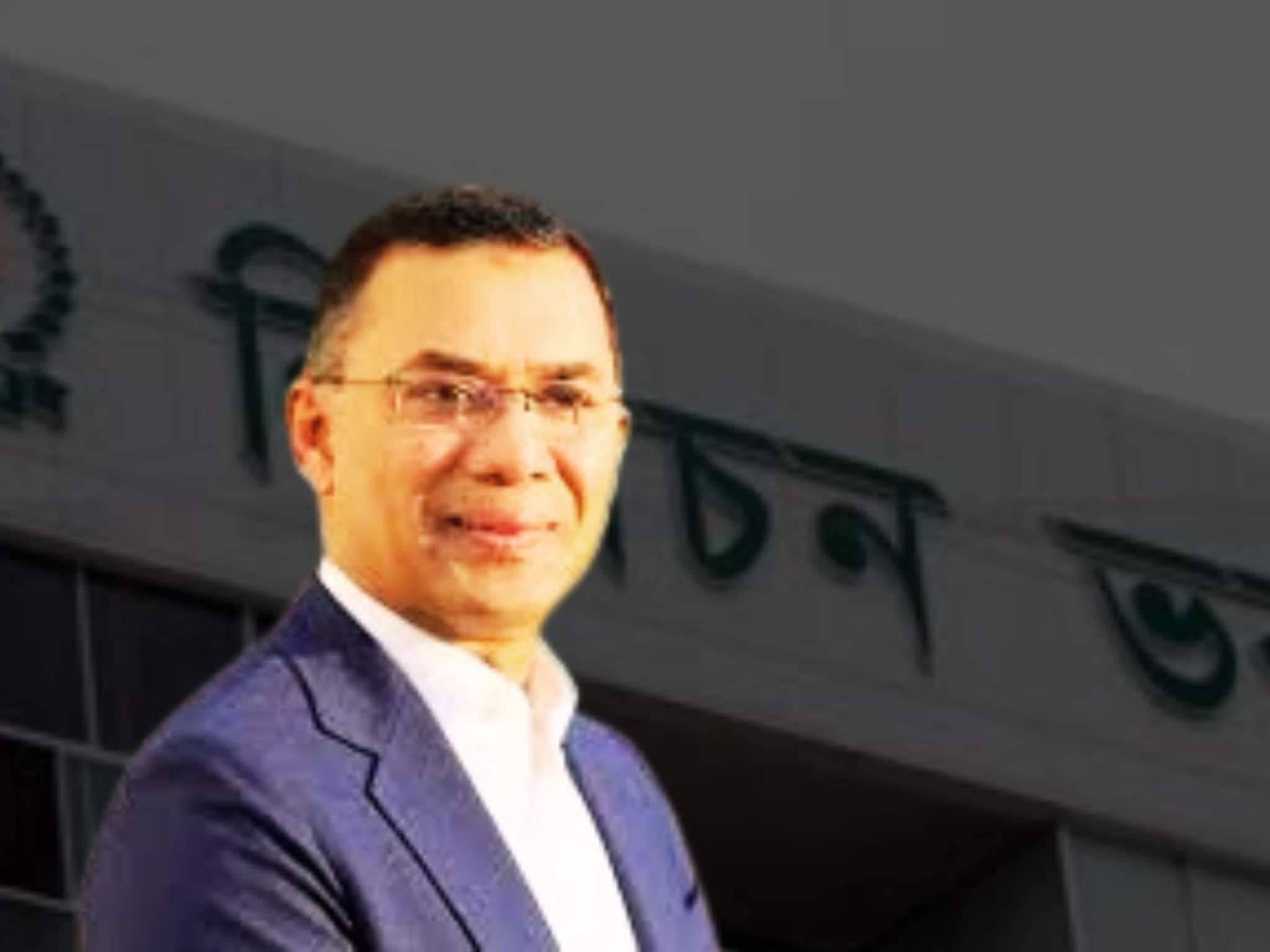 একক দাপটে সরকার গড়ার পথে বিএনপি, শনিবারই শপথ তারেক রহমানের, জল্পনা সর্বত্রই একক দাপটে সরকার গড়ার পথে বিএনপি, শনিবারই শপথ তারেক রহমানের, জল্পনা সর্বত্রই